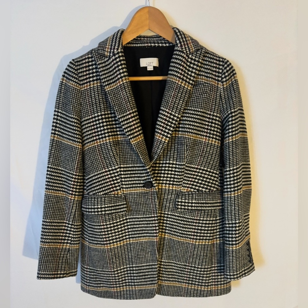 LOFT Women's Black and White Checkered Blazer